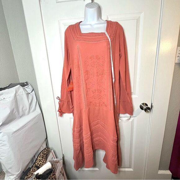 Modcloth Frock & Frill Elegant Wanderer Cotton Midi Dress Embroidered Coral 8 - Picture 4 of 13